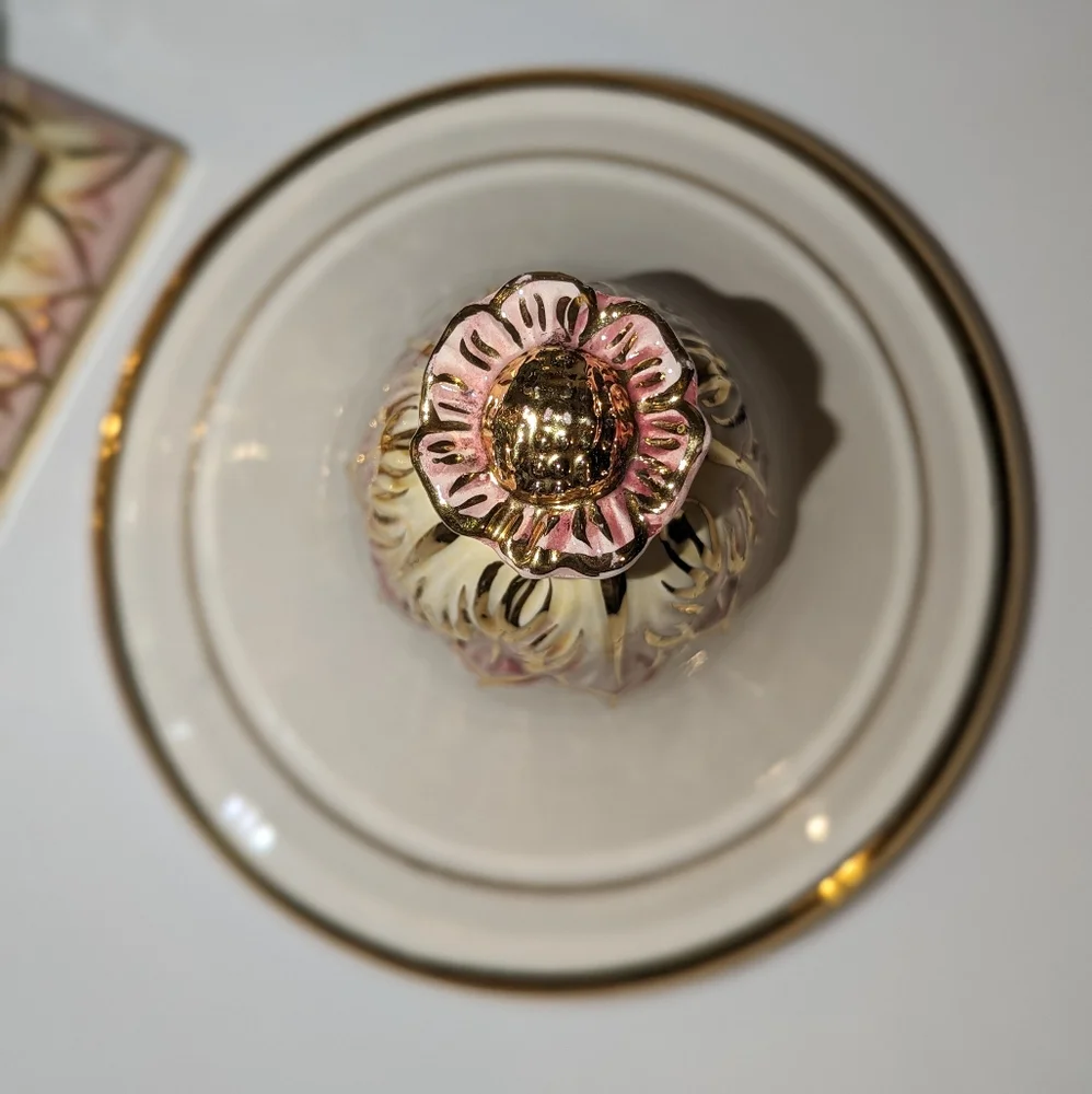 RARE Capodimonte Keramos Hand Painted Italian Porcelain Urn w/ Lid - Picture 10 of 13